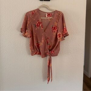 Xhilaration Pink Floral Wrap Blouse Large Short Sleeve Crop Tie Front Boho Top